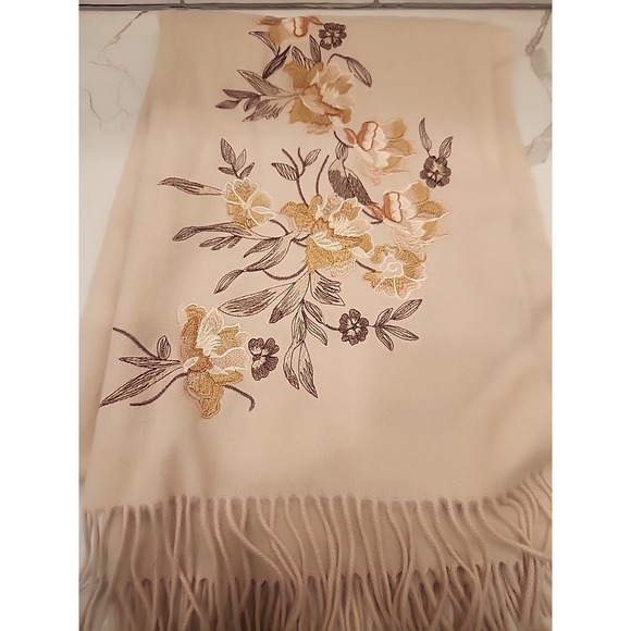 The Unbranded Brand Accessories - 100% Wool Floral Embroidered Long Rectangle Scarf Cream Tan Oatmeal Approx 78x23